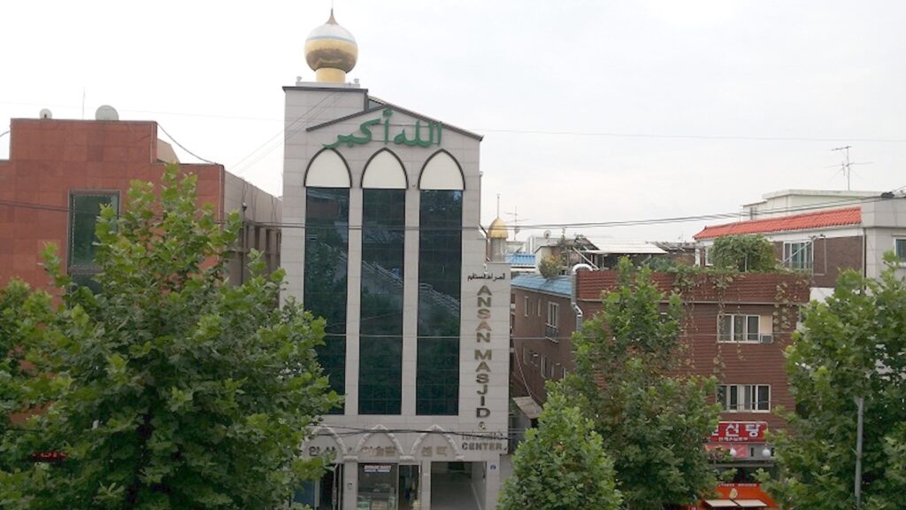 masjid besar dan kubah megah di korea seatan