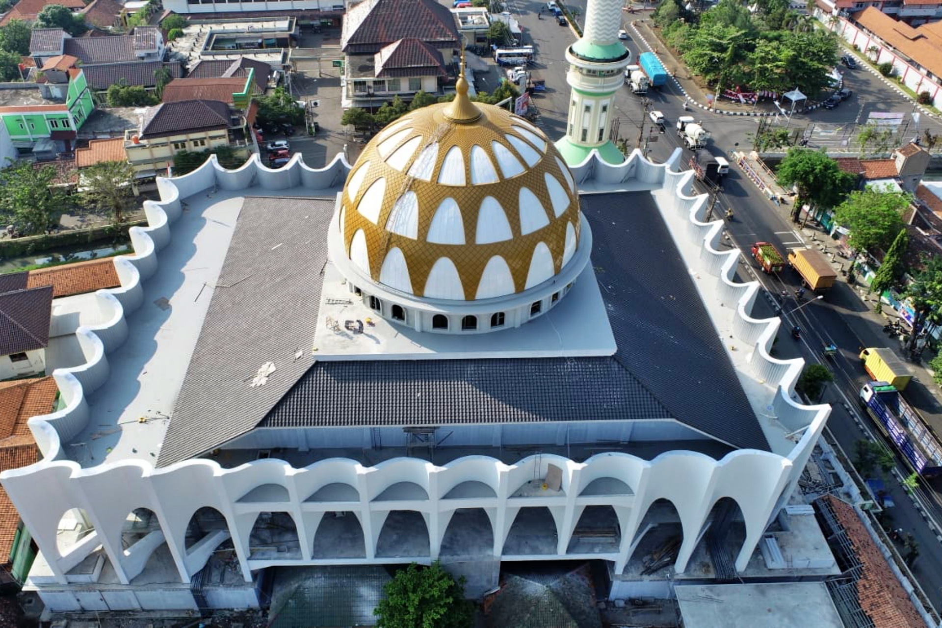 KUBAHSTAINLESSMUSTAKA