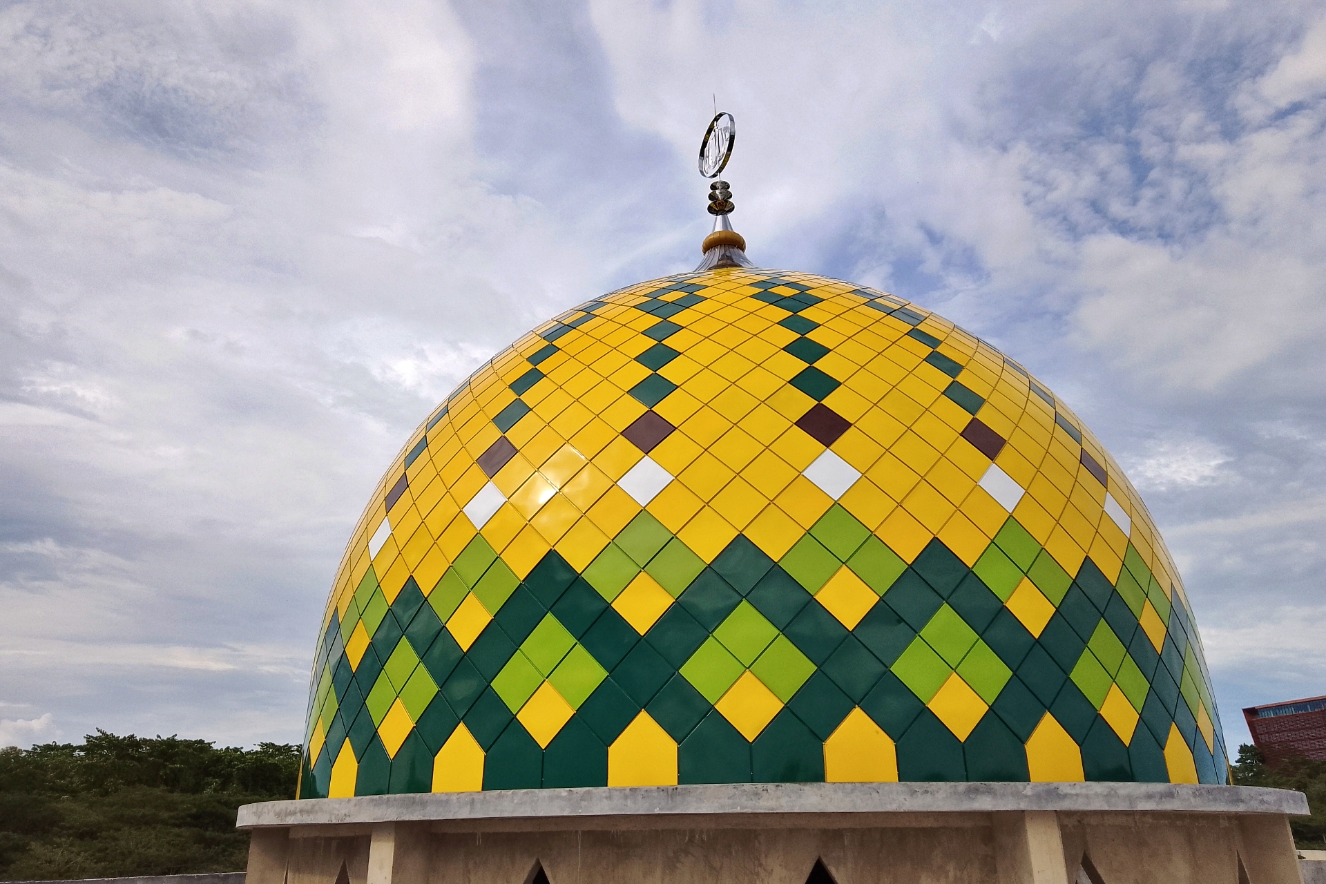 KUBAHSTAINLESSMUSTAKA